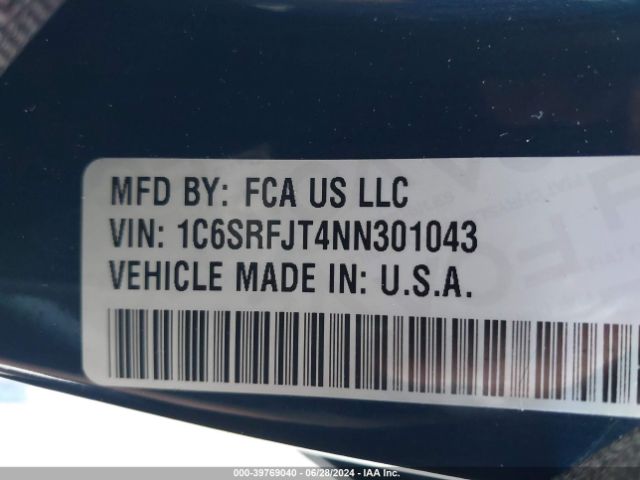 1C6SRFJT4NN301043 RAM 1500 Laramie  4x4 5'7 Box