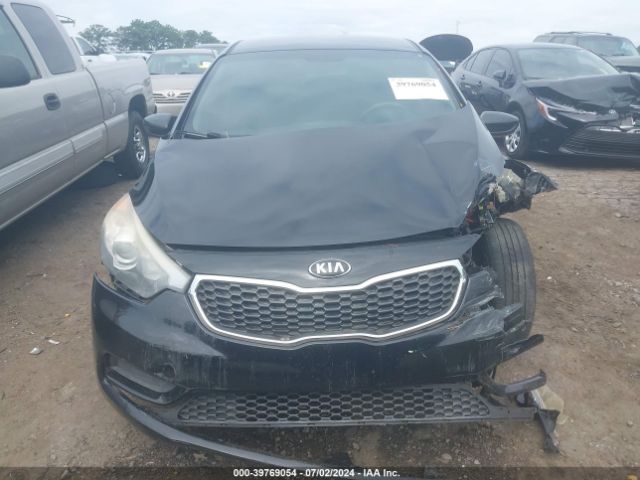 KNAFK4A6XG5492738 KIA FORTE LX