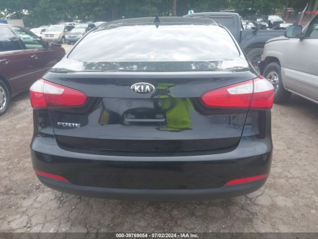 KNAFK4A6XG5492738 KIA FORTE LX