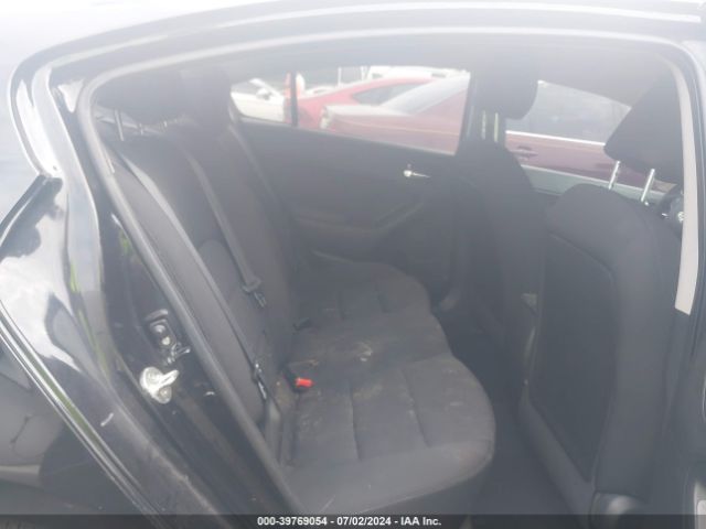 KNAFK4A6XG5492738 KIA FORTE LX