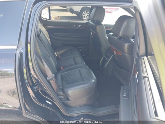 2LMHJ5NK8KBL02614 Lincoln Mkt Livery