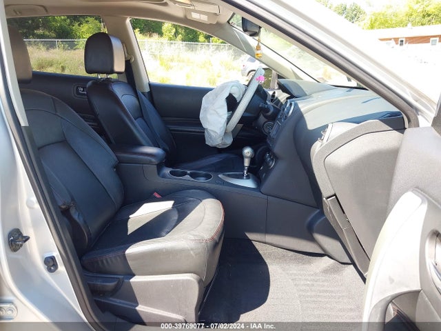 39769077 :رقم المزاد ، JN8AS5MV4BW270046 vin ، 2011 Nissan Rogue Sv مزاد بيع
