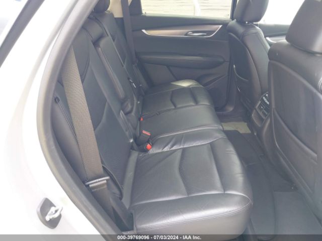 1GYKNFRS4KZ180030 Cadillac Xt5 Premium Luxury