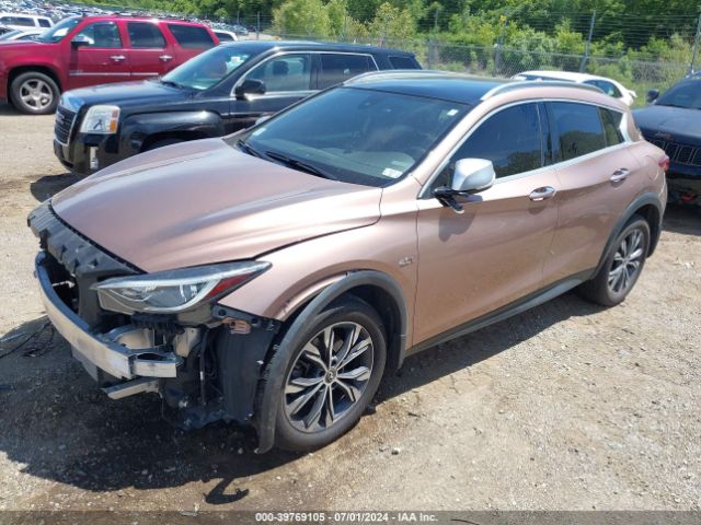SJKCH5CR8HA025387 Infiniti Qx30 Premium