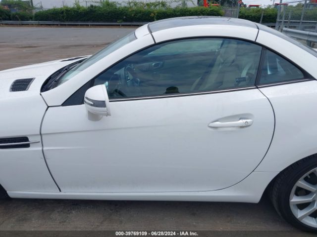 WDDPK3JA1HF140459 Mercedes-Benz Slc 300