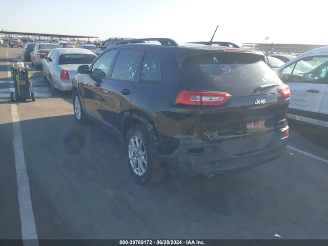 1C4PJLAB5FW578940 Jeep Cherokee Sport