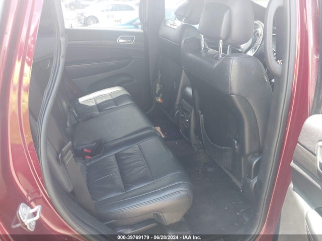 1C4RJEAG8JC278755 Jeep Grand Cherokee Laredo 4x2