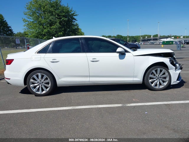 Audi A4 2.0t Premium 2017 WAUANAF40HN007208 Image 13