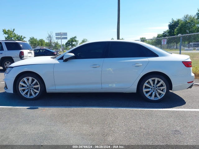 Audi A4 2.0t Premium 2017 WAUANAF40HN007208 Image 14