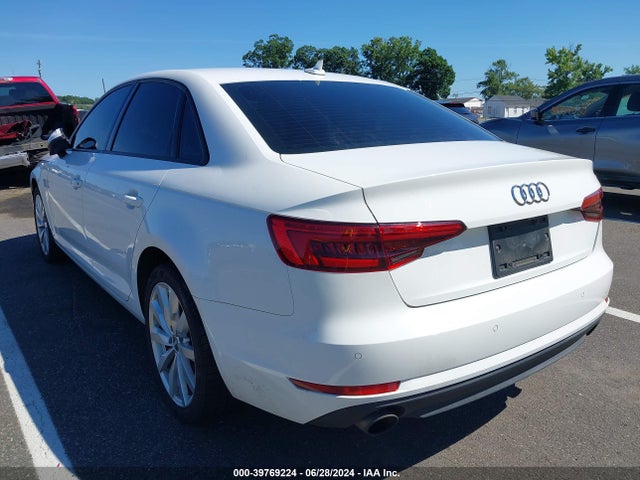 Audi A4 2.0t Premium 2017 WAUANAF40HN007208 Image 3