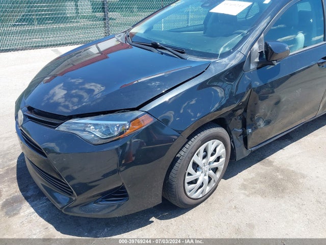 Toyota COROLLA LE 2018 2T1BURHE2JC030206 Image 17