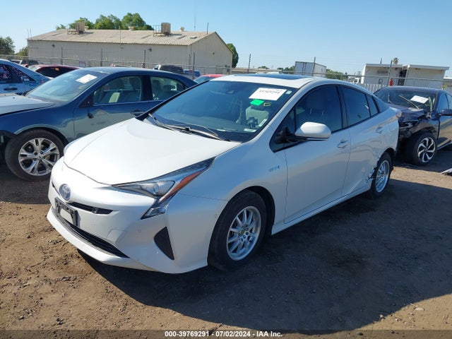 Toyota Prius Four 2016 JTDKARFU8G3018503 Image 2