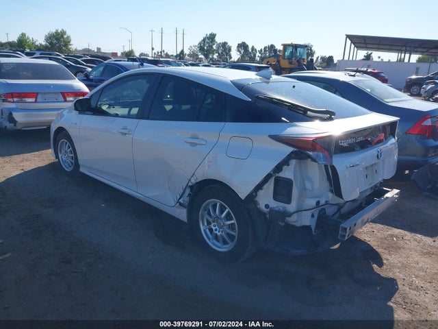 Toyota Prius Four 2016 JTDKARFU8G3018503 Image 3
