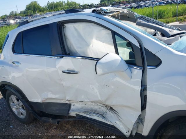 KL7CJPSB7LB000908 Chevrolet Trax Awd Lt