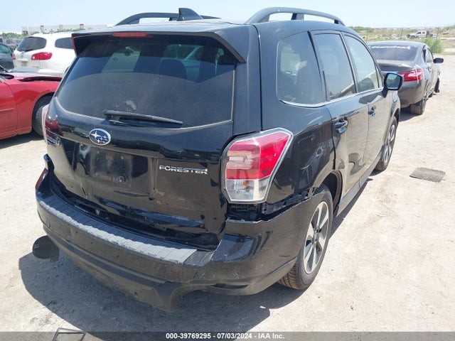 Subaru Forester 2.5i Limited 2018 JF2SJALCXJH539408 Image 4