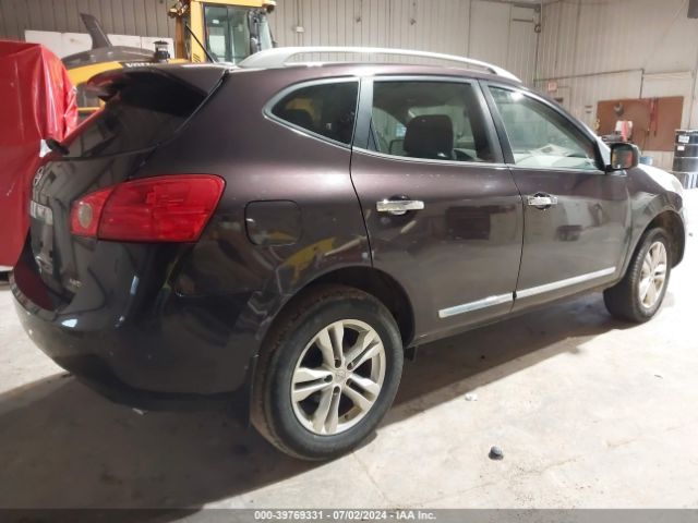 JN8AS5MVXFW768421 Nissan Rogue Select S
