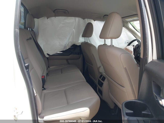 Honda Ridgeline Rtl-t 2017 5FPYK3F64HB034442 Image 8