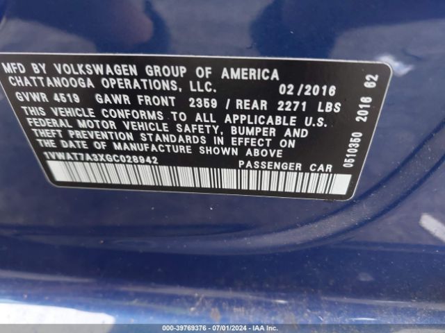 1VWAT7A3XGC028942 Volkswagen Passat 1.8t S