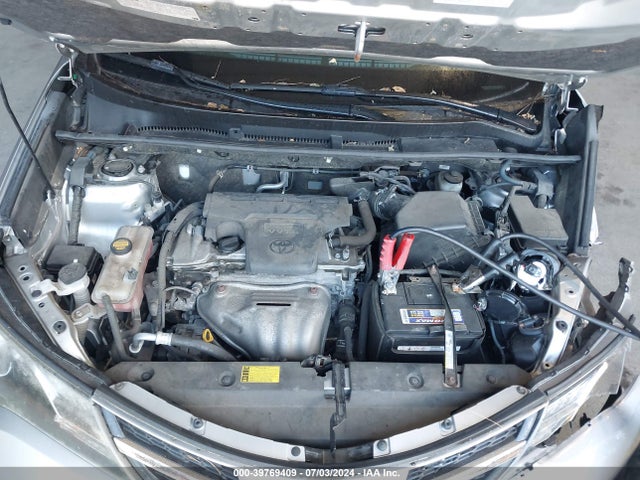 Toyota RAV4 LE 2014 JTMBFREV0E5029203 Image 10