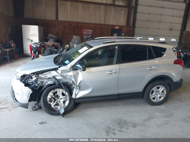 Toyota RAV4 LE 2014 JTMBFREV0E5029203 Image 14