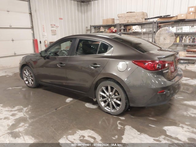 3MZBN1V38JM204818 Mazda Mazda3 Touring