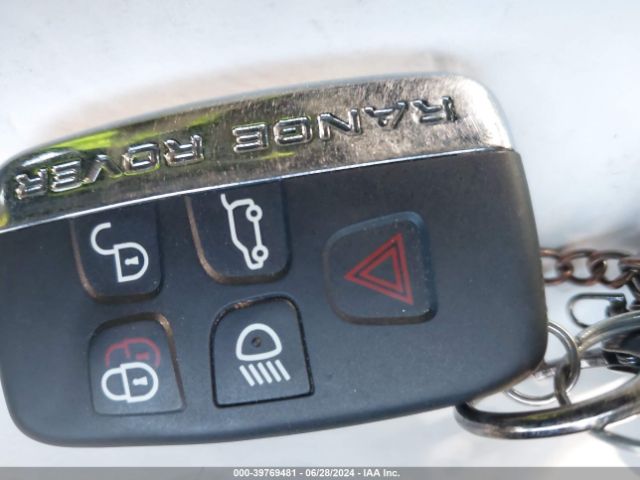 SALYL2RX6JA766096 Land Rover Range Rover Velar P250 Se R-dynamic