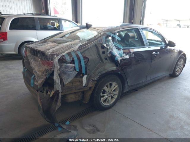 5XXGT4L35HG176670 KIA Optima Lx