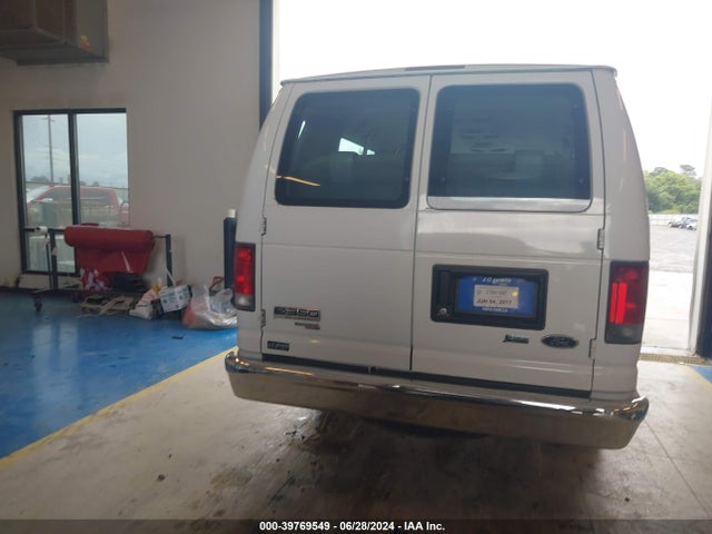 Ford E-350 Super Duty Xlt 2014 1FBSS3BL9EDA76770 Image 16