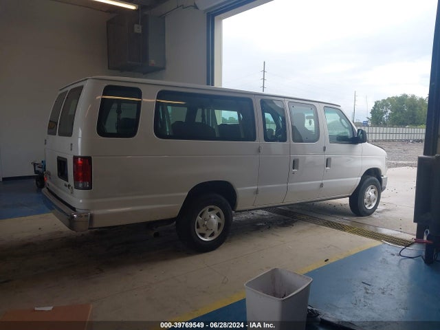 Ford E-350 Super Duty Xlt 2014 1FBSS3BL9EDA76770 Image 4
