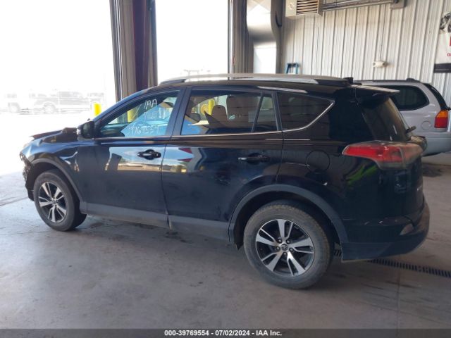 2T3RFREVXJW767236 Toyota Rav4 Xle