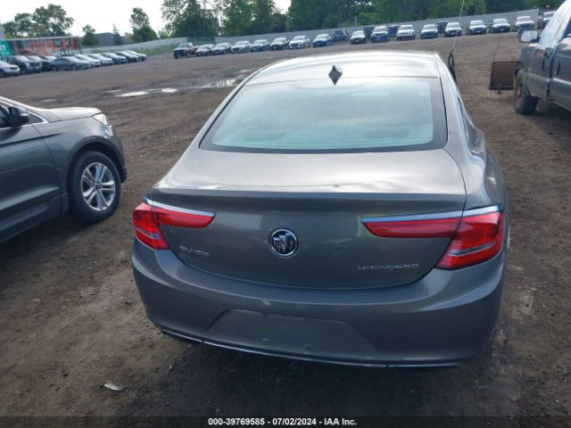 1G4ZP5SS2HU135785 Buick Lacrosse Essence