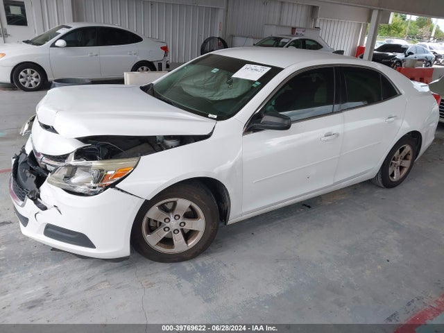 Chevrolet MALIBU LS 2015 1G11B5SL9FF348476 Image 2