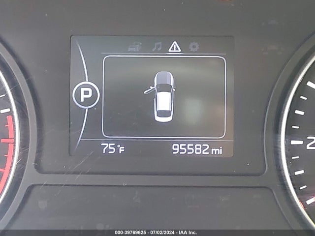 KIA Optima Lx 2018 5XXGT4L39JG259511 Image 16