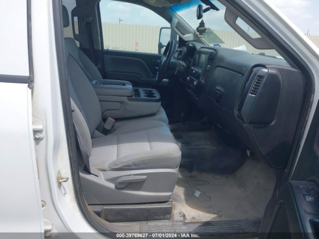 1GC1KUEG1JF114633 Chevrolet Silverado 2500hd Wt
