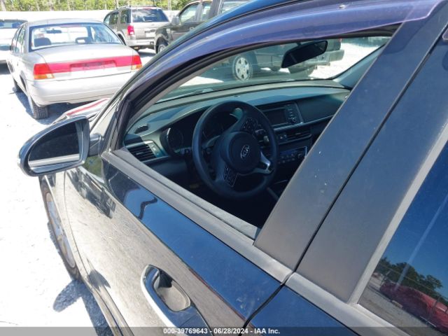 5XXGT4L32GG080221 KIA Optima Lx
