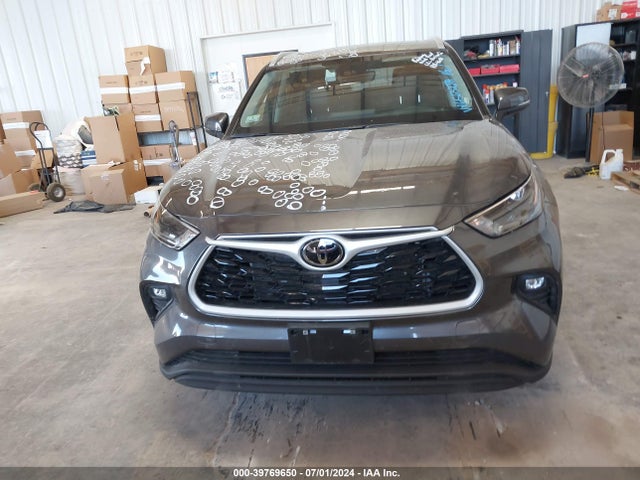 Toyota Highlander Xle 2024 5TDKDRBH7RS547314 Image 12