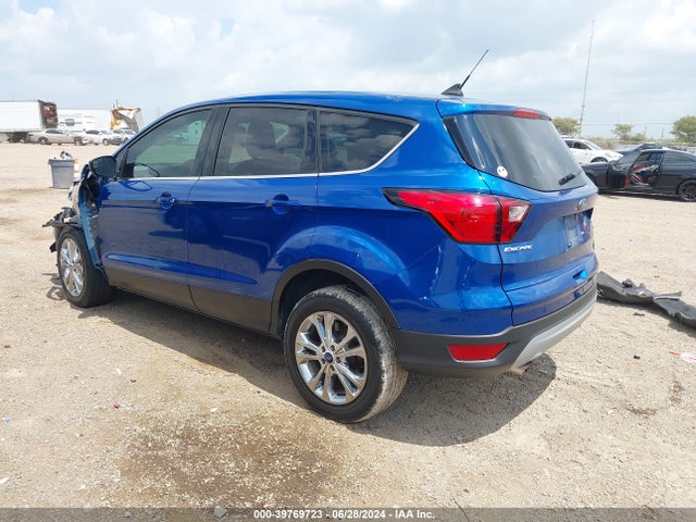 Ford ESCAPE SE 2019 1FMCU0GD5KUB00225 Image 3