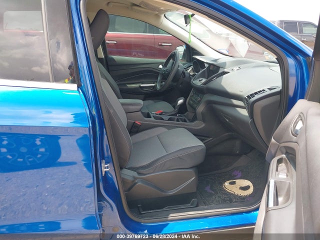 Ford ESCAPE SE 2019 1FMCU0GD5KUB00225 Image 5