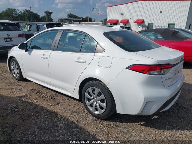 Toyota COROLLA LE 2020 5YFEPRAE2LP025217 Image 3