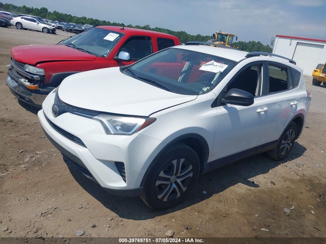 Toyota RAV4 LE 2017 JTMZFREV2HJ145092 Image 2