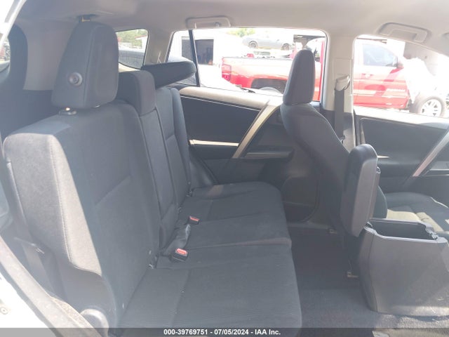Toyota RAV4 LE 2017 JTMZFREV2HJ145092 Image 8