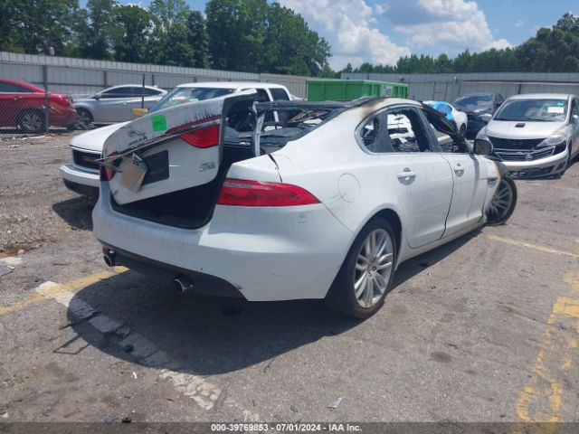 SAJBK4BV8HCY30773 Jaguar Xf 35t Prestige