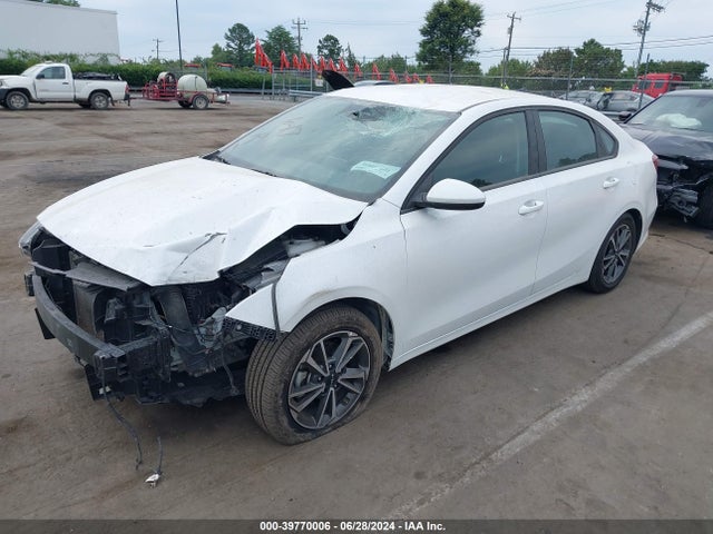 KIA Forte Lxs 2022 3KPF24AD5NE482606 Image 2