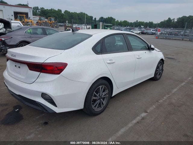 KIA Forte Lxs 2022 3KPF24AD5NE482606 Image 4
