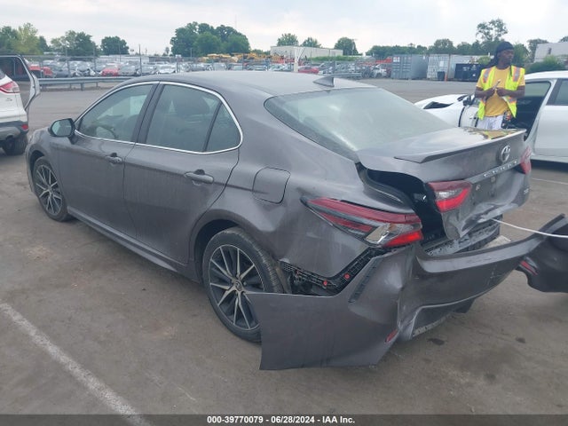 Toyota CAMRY SE 2022 4T1G11AK9NU711614 Image 3
