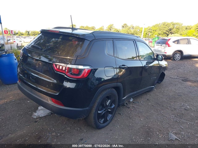 3C4NJDBB2LT165788 Jeep Compass Altitude 4x4
