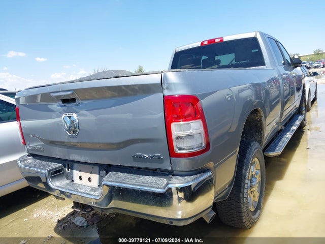 3C6UR5JJ3NG202000 RAM 2500 Big Horn  4x4 8' Box