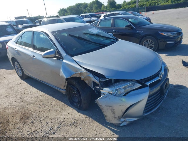 Toyota CAMRY LE 2015 4T1BF1FK4FU107894 главное изображение