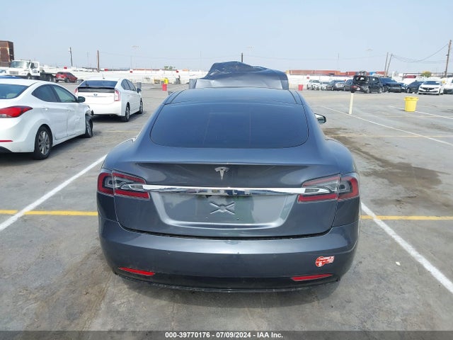 Tesla Model S 60/70/75/85 2016 5YJSA1E12GF142276 Image 16