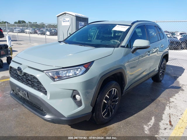 Toyota Rav4 Xle 2021 2T3W1RFV4MW139323 Image 2